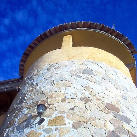 Apartamento El Dragon Serrano Sotoserrano Esterno foto