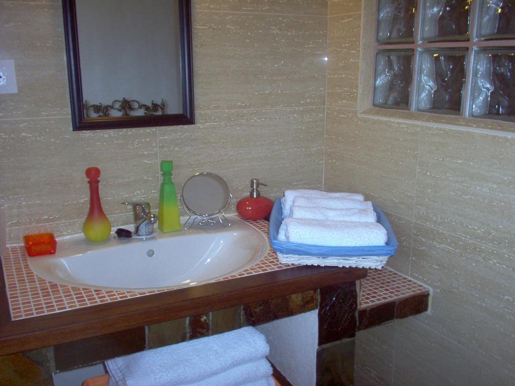 Apartamento El Dragon Serrano Sotoserrano Esterno foto